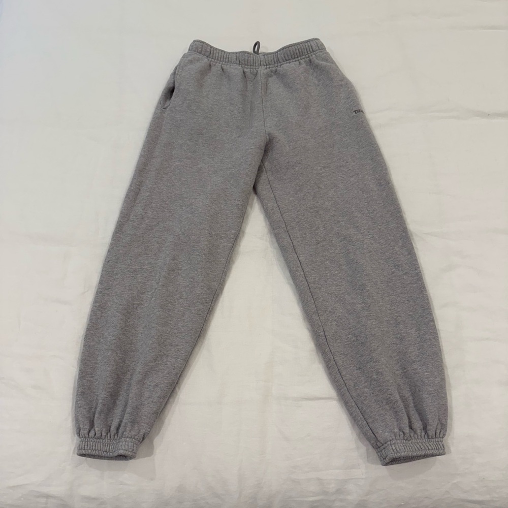 Aritzia Grey Joggers